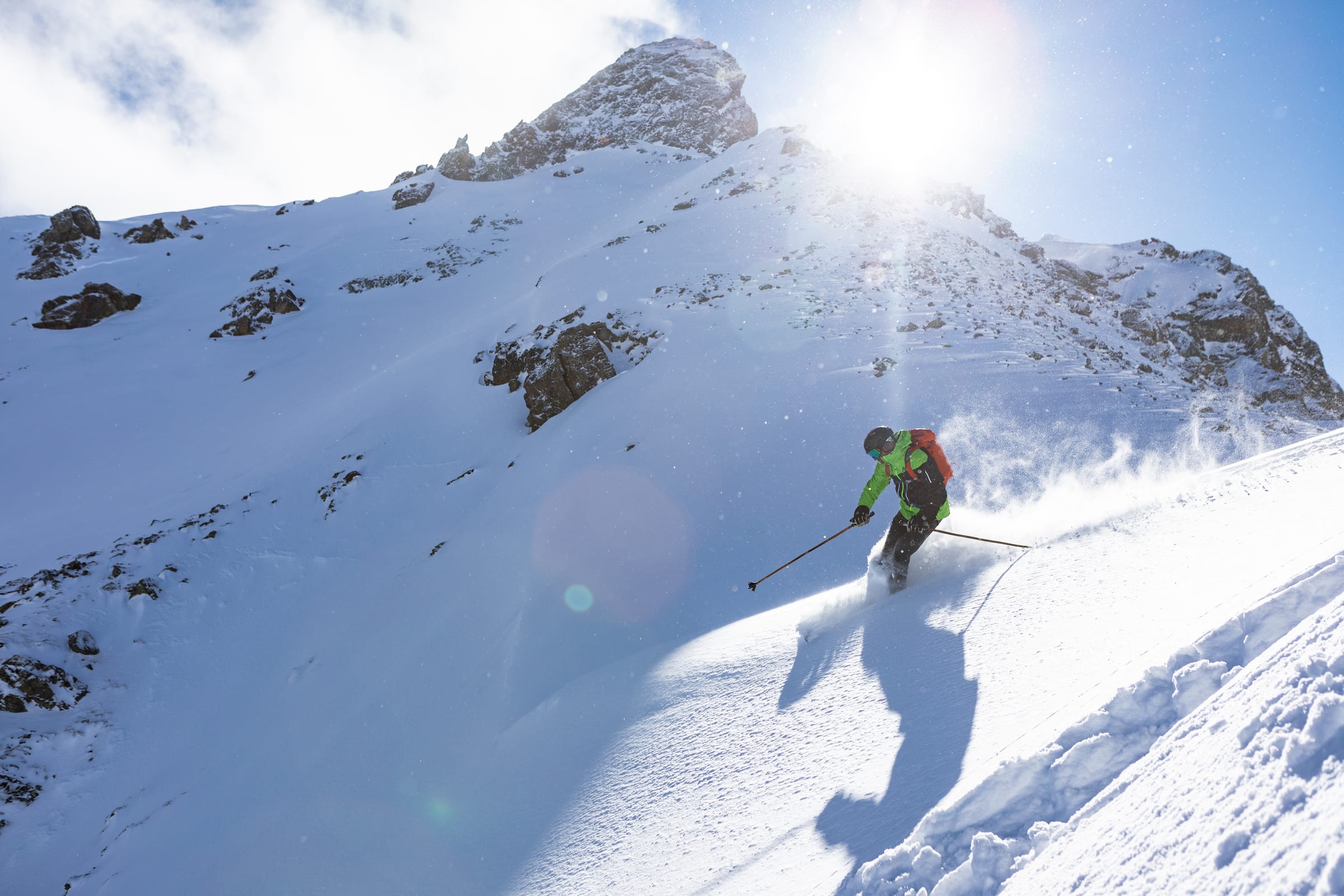 Freerider im Tiefschnee an der Madrisa im Montafon